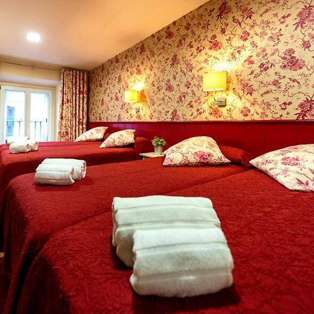 Hostal Matheu Madryt Zewnętrze zdjęcie