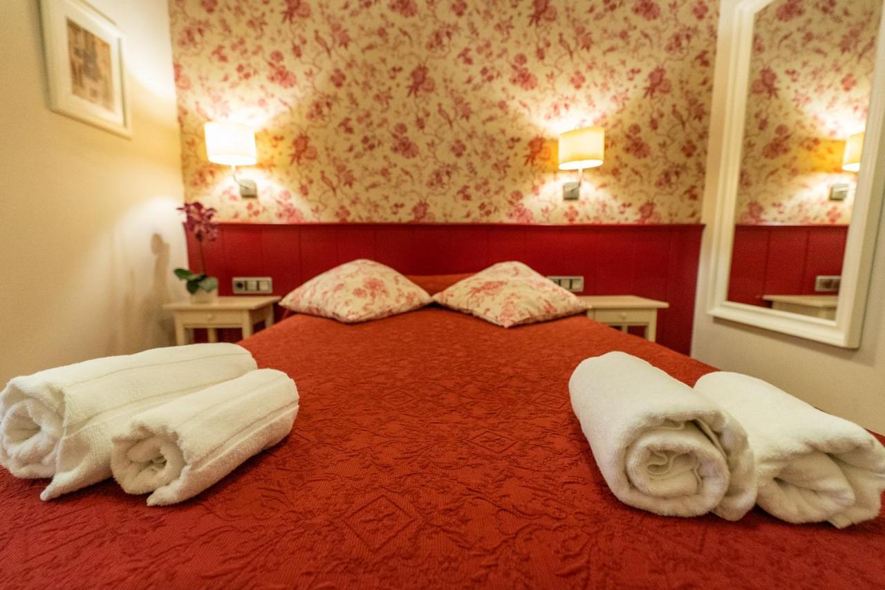 Hostal Matheu Madryt Zewnętrze zdjęcie