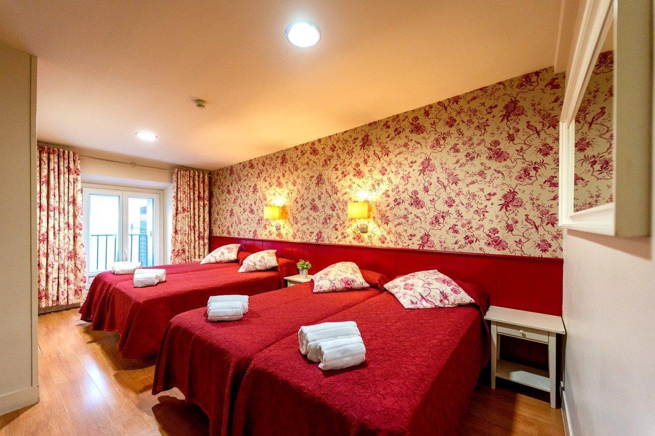 Hostal Matheu Madryt Zewnętrze zdjęcie